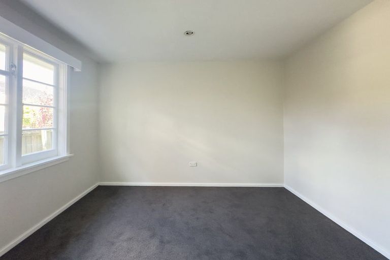 Photo of property in 6 Joyce Crescent, Ilam, Christchurch, 8041