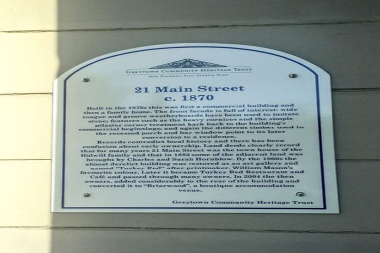 Photo of property in 21 Main Street, Greytown, 5712