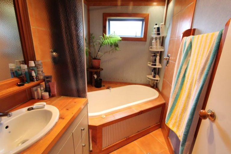 Photo of property in 15 Arran Place, Tokoroa, 3420