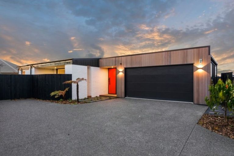 Photo of property in 15 Foxbridge Lane, Lincoln, 7608