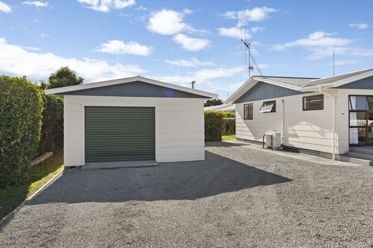 Photo of property in 214 Rangiuru Road, Otaki, 5512