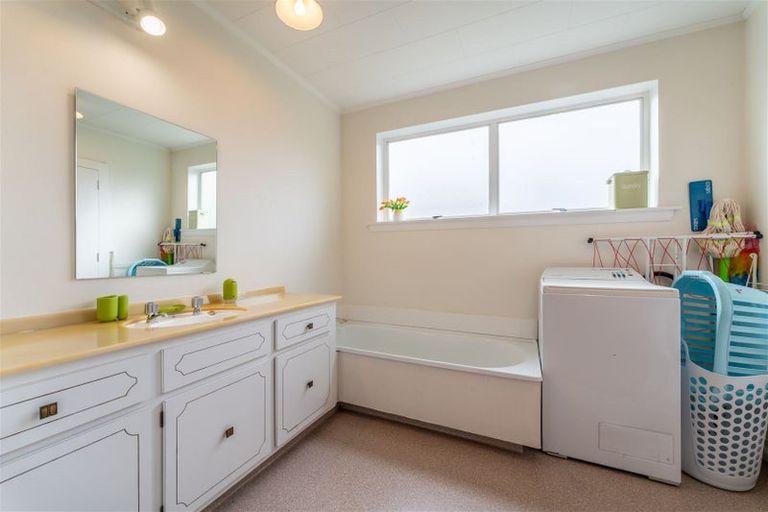 Photo of property in 84 High Street, Kensington, Timaru, 7910