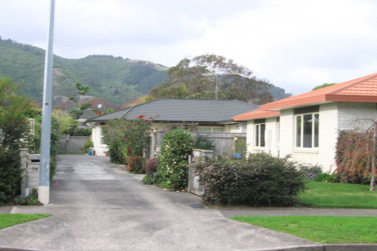 Photo of property in 76 Rimu Street, Waikanae, 5036