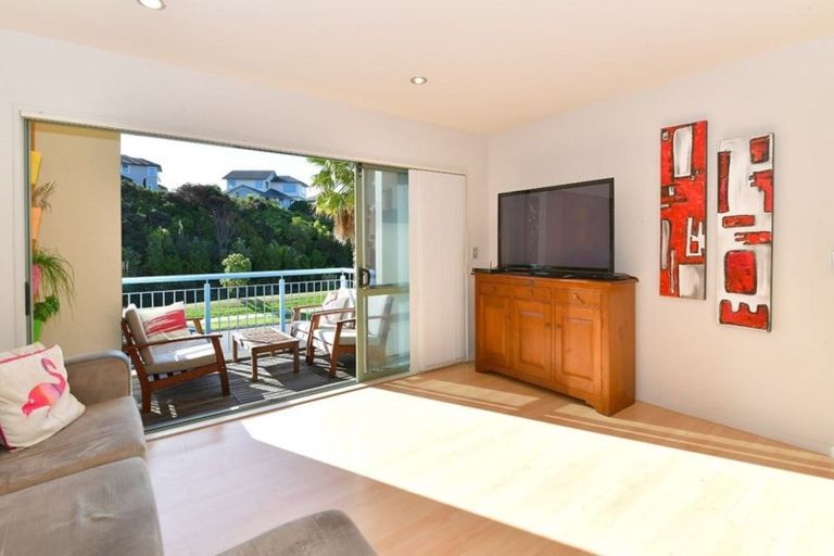 Photo of property in 30 Waterside Crescent, Gulf Harbour, Whangaparaoa, 0930
