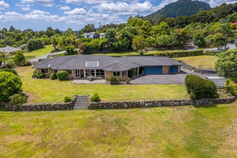 Photo of property in 16 Glen Bruce Place, Ngararatunua, Whangarei, 0176