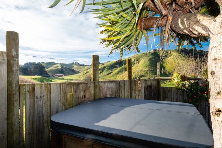 Photo of property in 12 Churchill Drive, Taradale, Napier, 4112