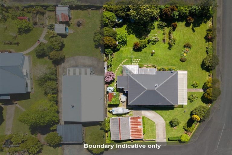 Photo of property in 16 Macfarlane Street, Kawakawa, 0210