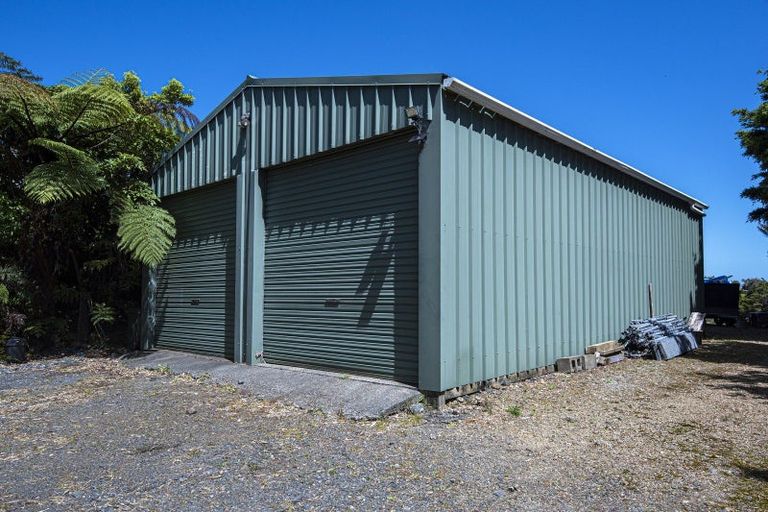 Photo of property in 96 Franklin Road, Parua Bay, 0192