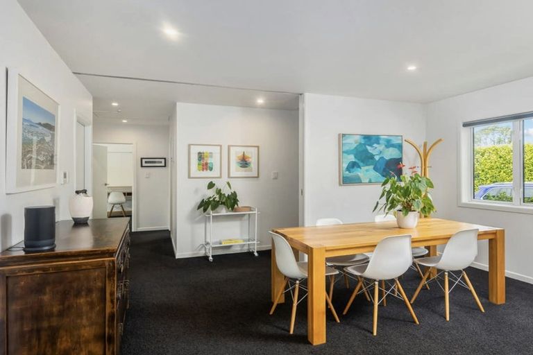 Photo of property in 28 Alfred Street, Northcote Point, Auckland, 0627