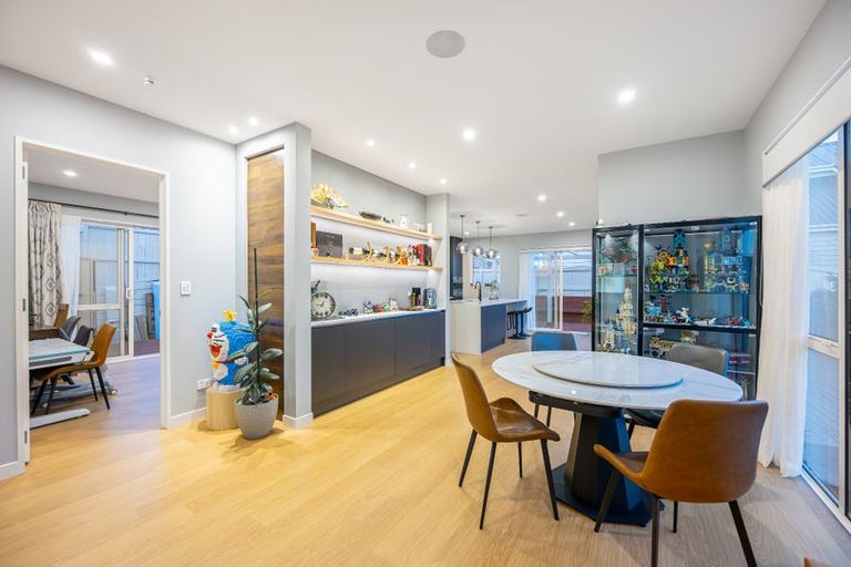 Photo of property in 14 Davey Crescent, Orewa, 0931