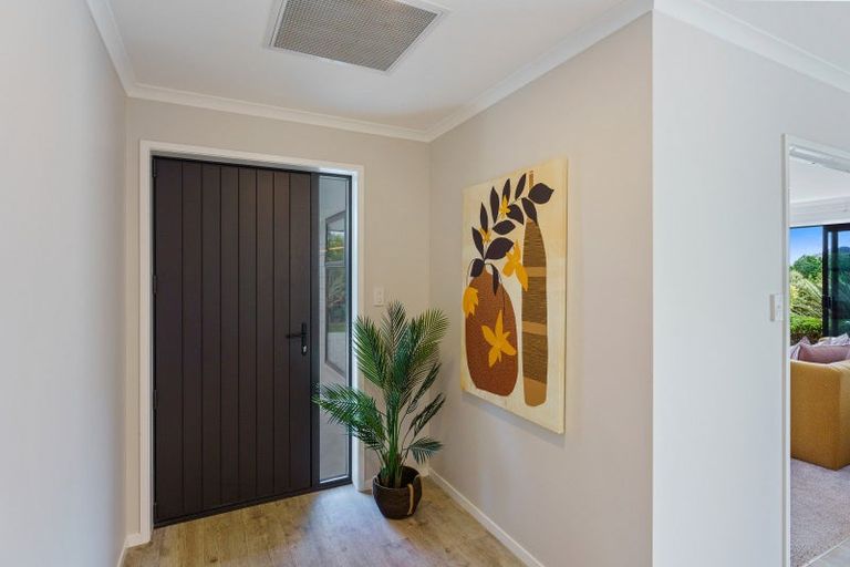 Photo of property in 38 Mountain View Drive, Manakau, Otaki, 5583