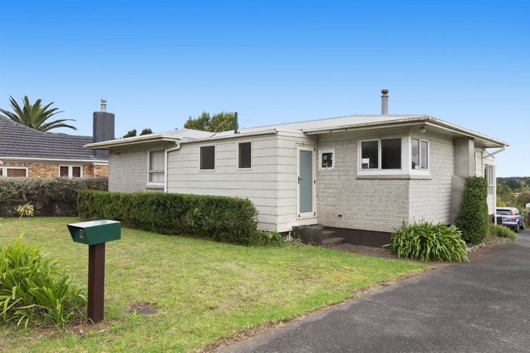 Photo of property in 8 Collingwood Road, Waiuku, 2123