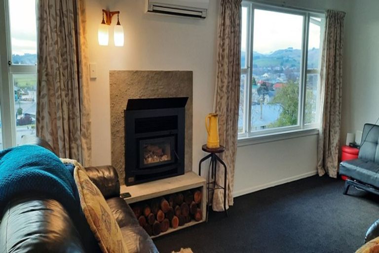 Photo of property in 11 Seymour Street, Gore, 9710