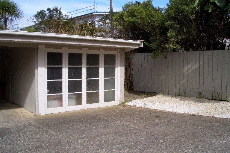 Photo of property in 1/12a Sanders Avenue, Takapuna, Auckland, 0622