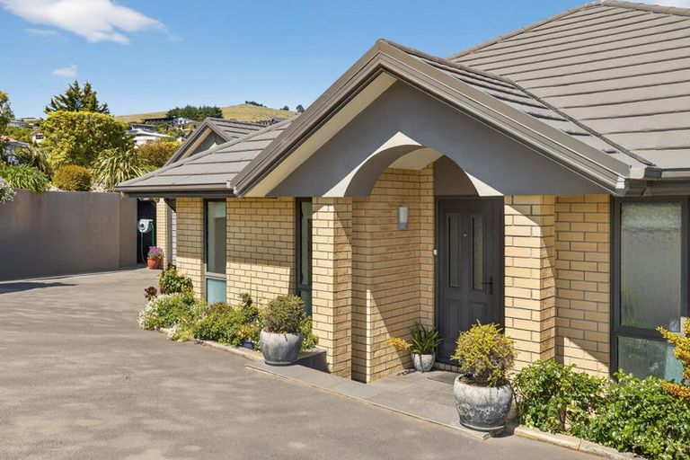 Photo of property in 46 Rockview Place, Mount Pleasant, Christchurch, 8081
