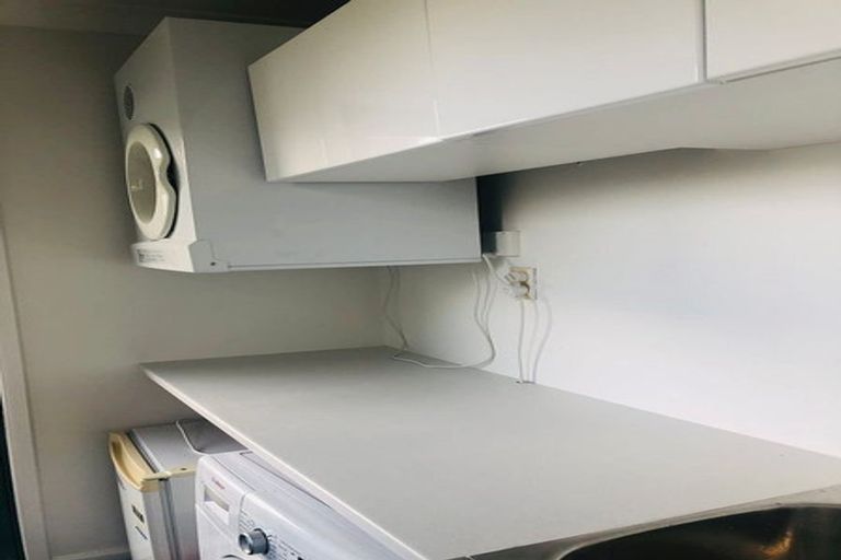 Photo of property in 12 Wentworth Park, Albany, Auckland, 0632