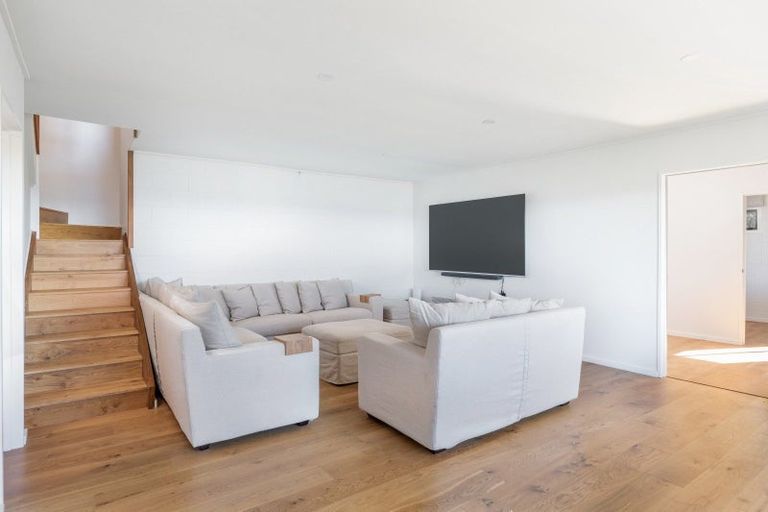 Photo of property in 21 Waiparemo Crescent, Pukawa Bay, Turangi, 3381