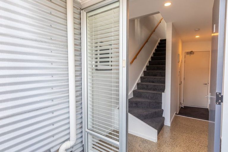 Photo of property in 21/185 Tasman Street, Mount Cook, Wellington, 6021