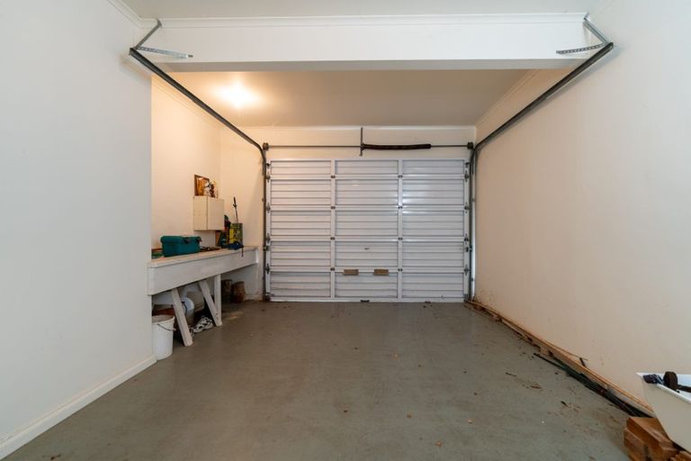 Photo of property in 105 Winara Avenue, Waikanae, 5036