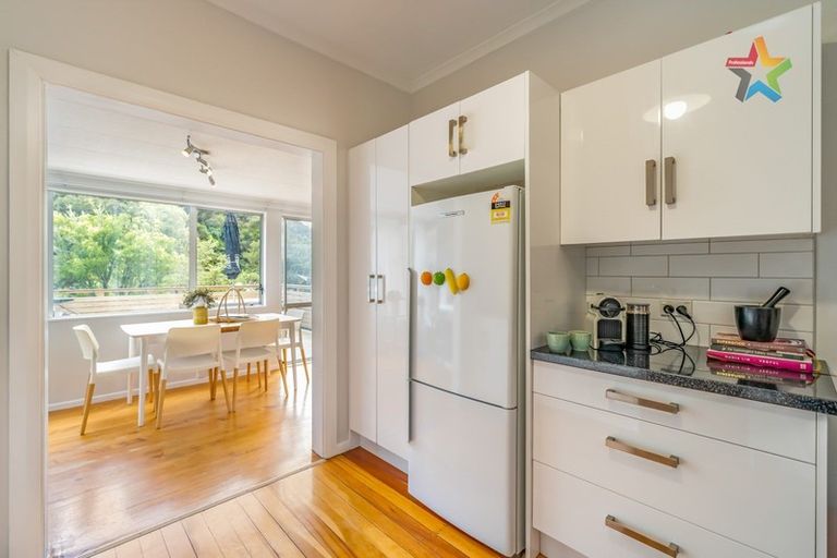 Photo of property in 60 Raukawa Street, Stokes Valley, Lower Hutt, 5019