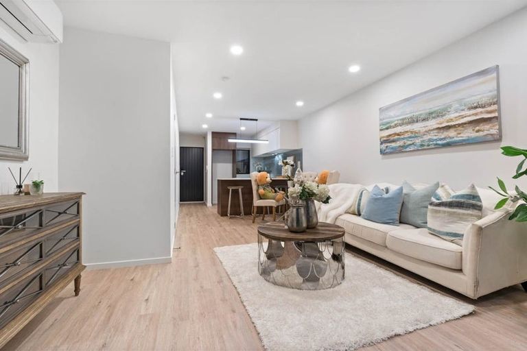 Photo of property in 17/237 Swanson Road, Henderson, Auckland, 0610