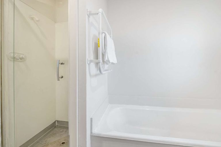 Photo of property in 4 Masham Road, Broomfield, Christchurch, 8042