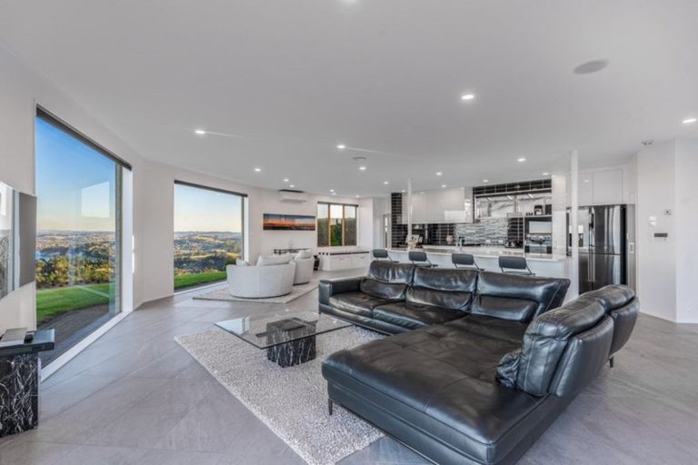 Photo of property in 995 Hibiscus Coast Highway, Waiwera, Orewa, 0994