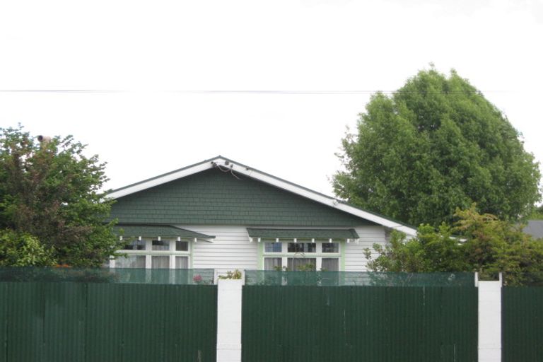 Photo of property in 51 Stapletons Road, Richmond, Christchurch, 8013