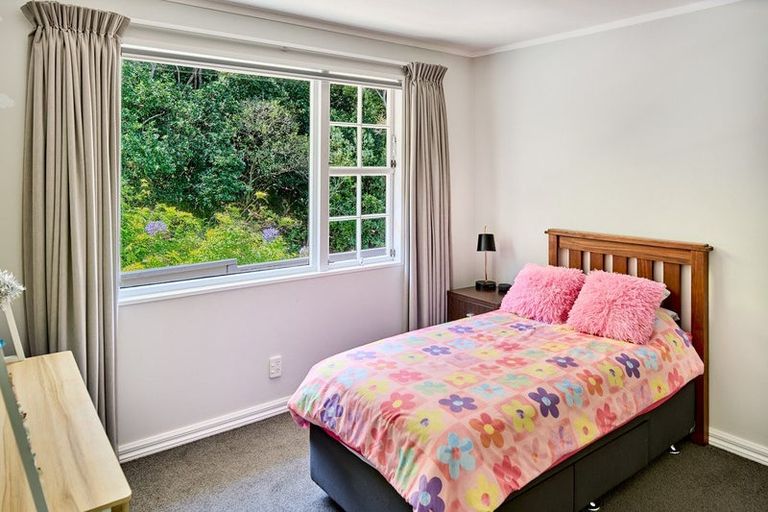 Photo of property in 15 Charthouse Lane, Whitby, Porirua, 5024