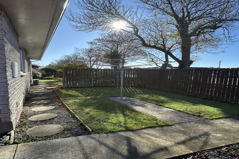 Photo of property in 1/3 Cavendish Road, Casebrook, Christchurch, 8051