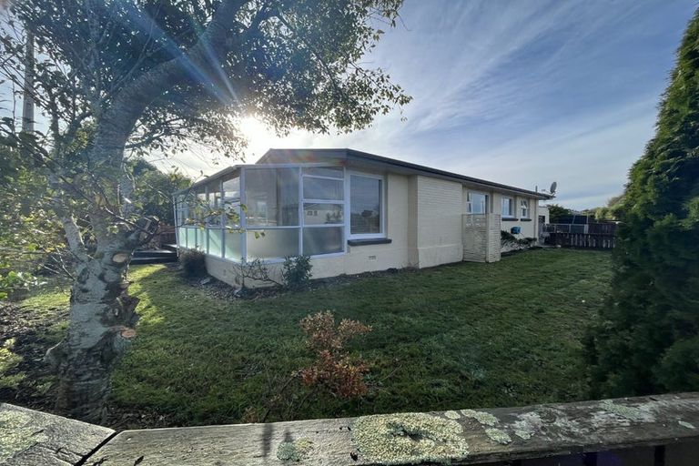 Photo of property in 1 Robert Street, Otatara, Invercargill, 9879