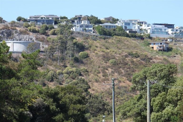 Photo of property in 3 Rifleman Lane, Redcliffs, Christchurch, 8081