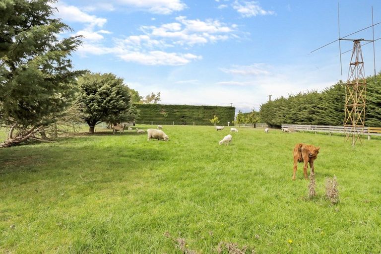 Photo of property in 26 Alice Street, Morven, Waimate, 7980