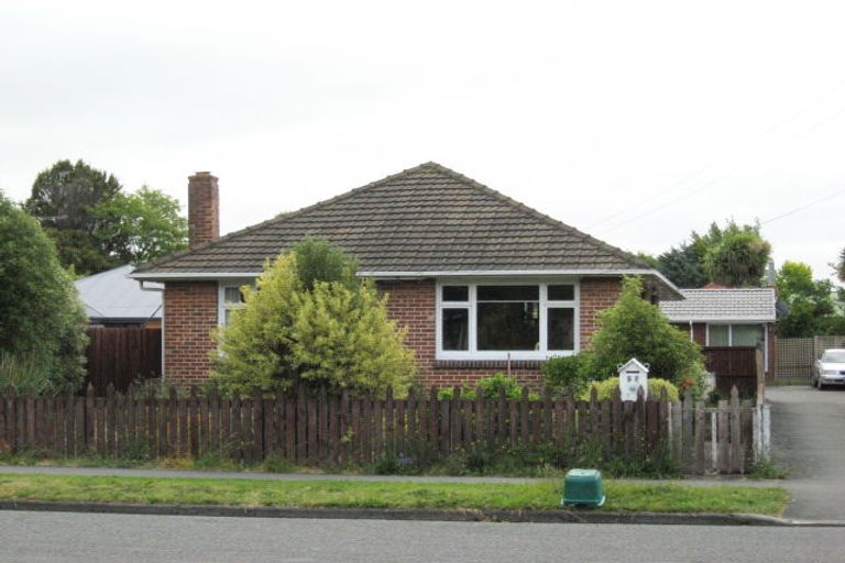 Photo of property in 2/57 Cutts Road, Russley, Christchurch, 8042