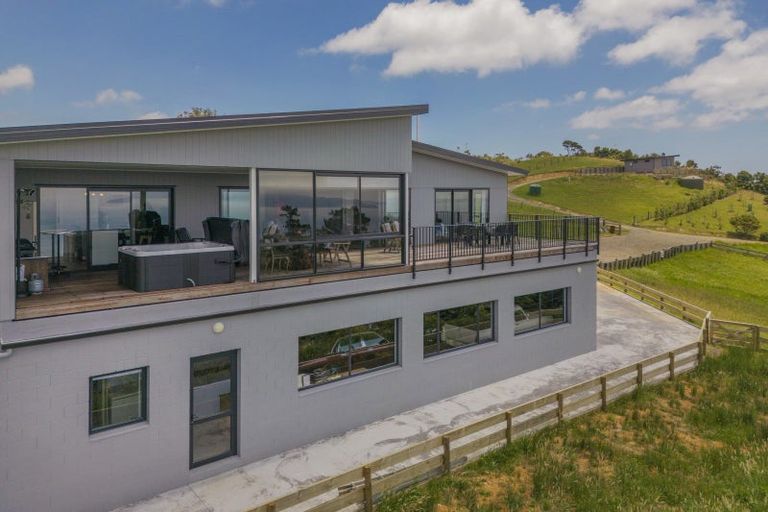 Photo of property in 212 Black Jack Road, Kuaotunu, Whitianga, 3592