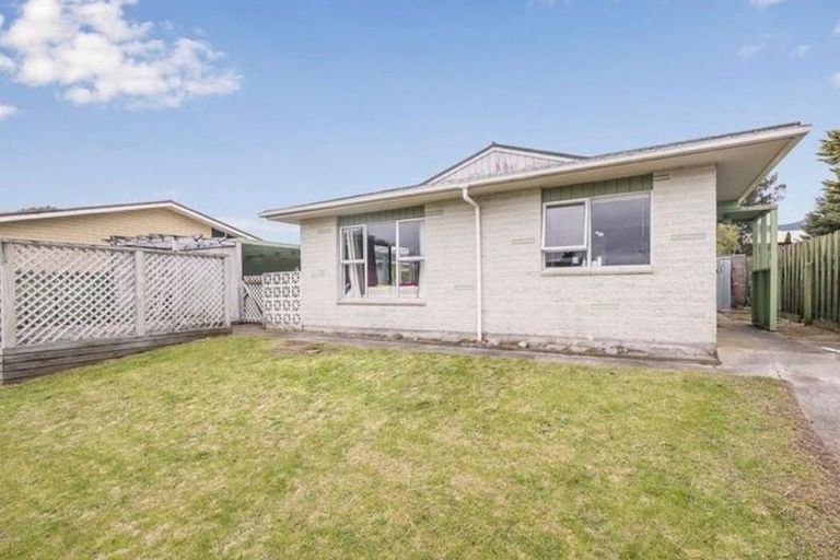 Photo of property in 14a Nola Avenue, Raumati Beach, Paraparaumu, 5032