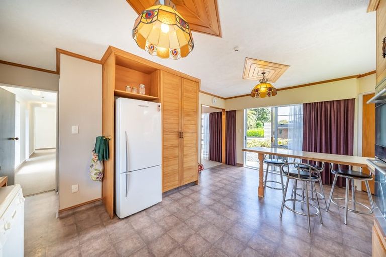 Photo of property in 11 Observatory Close, Whitby, Porirua, 5024