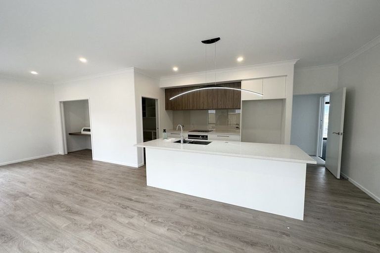 Photo of property in 2 Citrina Close, Papamoa Beach, Papamoa, 3118