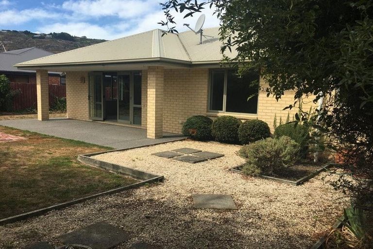 Photo of property in 9 Hamlet Lane, Heathcote Valley, Christchurch, 8022