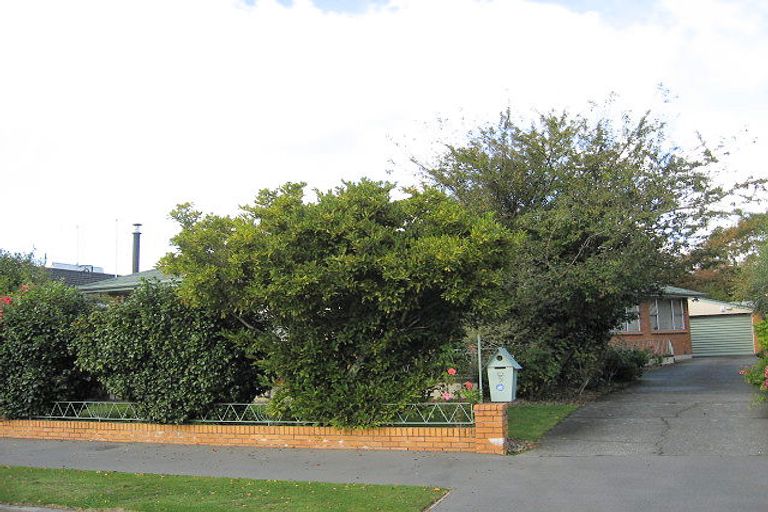 Photo of property in 5 Glenavon Place, Ilam, Christchurch, 8041