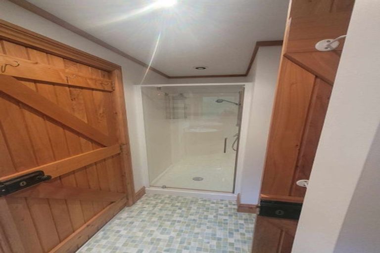 Photo of property in 927 Whitemans Valley Road, Whitemans Valley, Upper Hutt, 5371