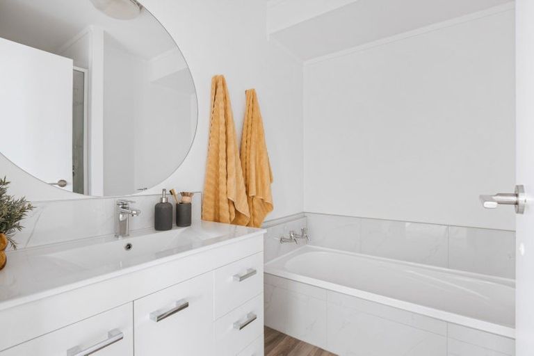 Photo of property in 70 Chadwick Road, Greerton, Tauranga, 3112