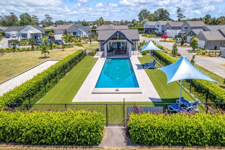 Photo of property in 33 Te Wairere Crescent, Kerikeri, 0230