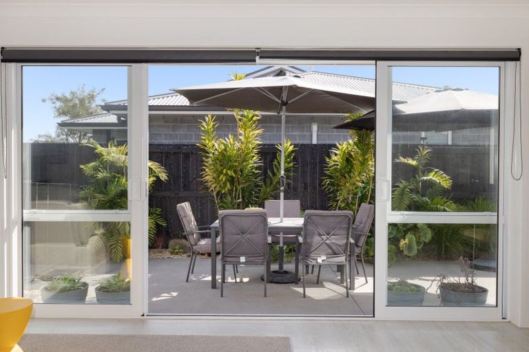 Photo of property in 28 Farrier Street, Papamoa, 3118