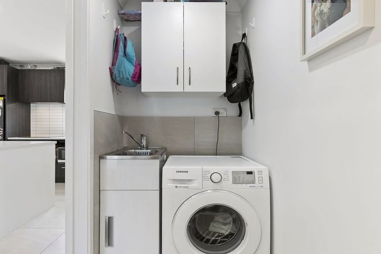 Photo of property in 49 Koura Drive, Red Beach, 0932