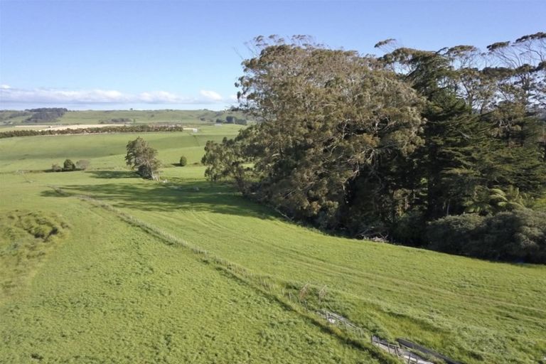 Photo of property in 296 Inland Road North, Tikorangi, Waitara, 4383