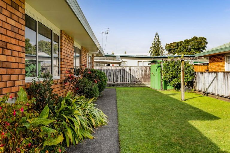 Photo of property in 40 Cutfield Street, Inglewood, 4330