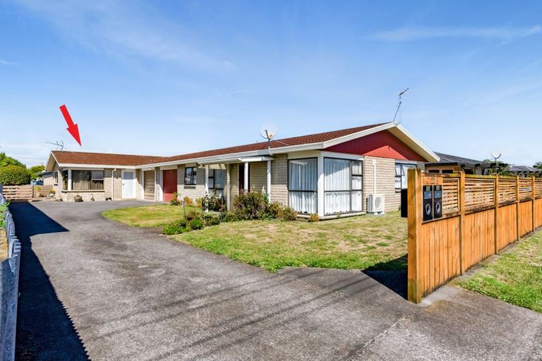 Photo of property in 22c Victoria Street, Hawera, 4610