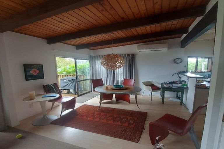 Photo of property in 1/59a Glencoe Road, Browns Bay, Auckland, 0630