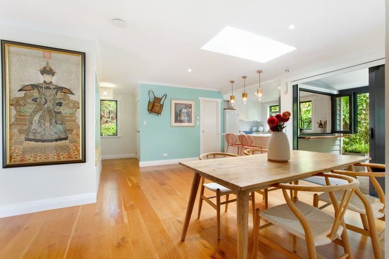 Photo of property in 40 Calais Terrace, Ostend, Waiheke Island, 1081